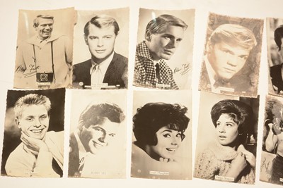 Lot 1121 - Celebrity Memorabilia.
