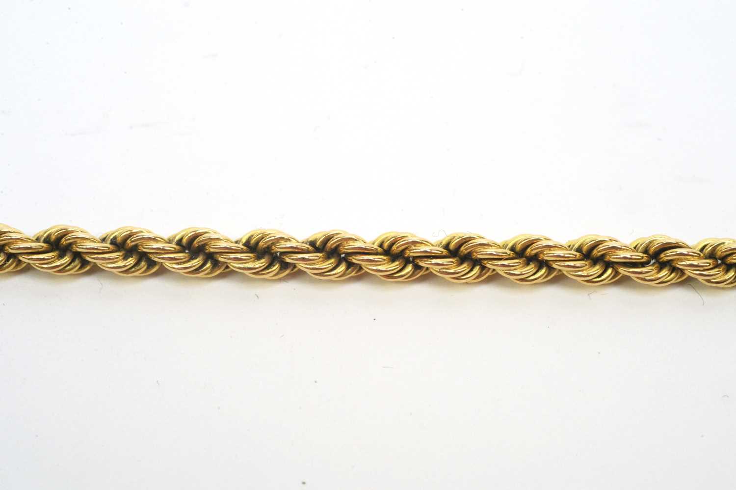 Lot 62 - A fine Egyptian 18ct. yellow gold chain