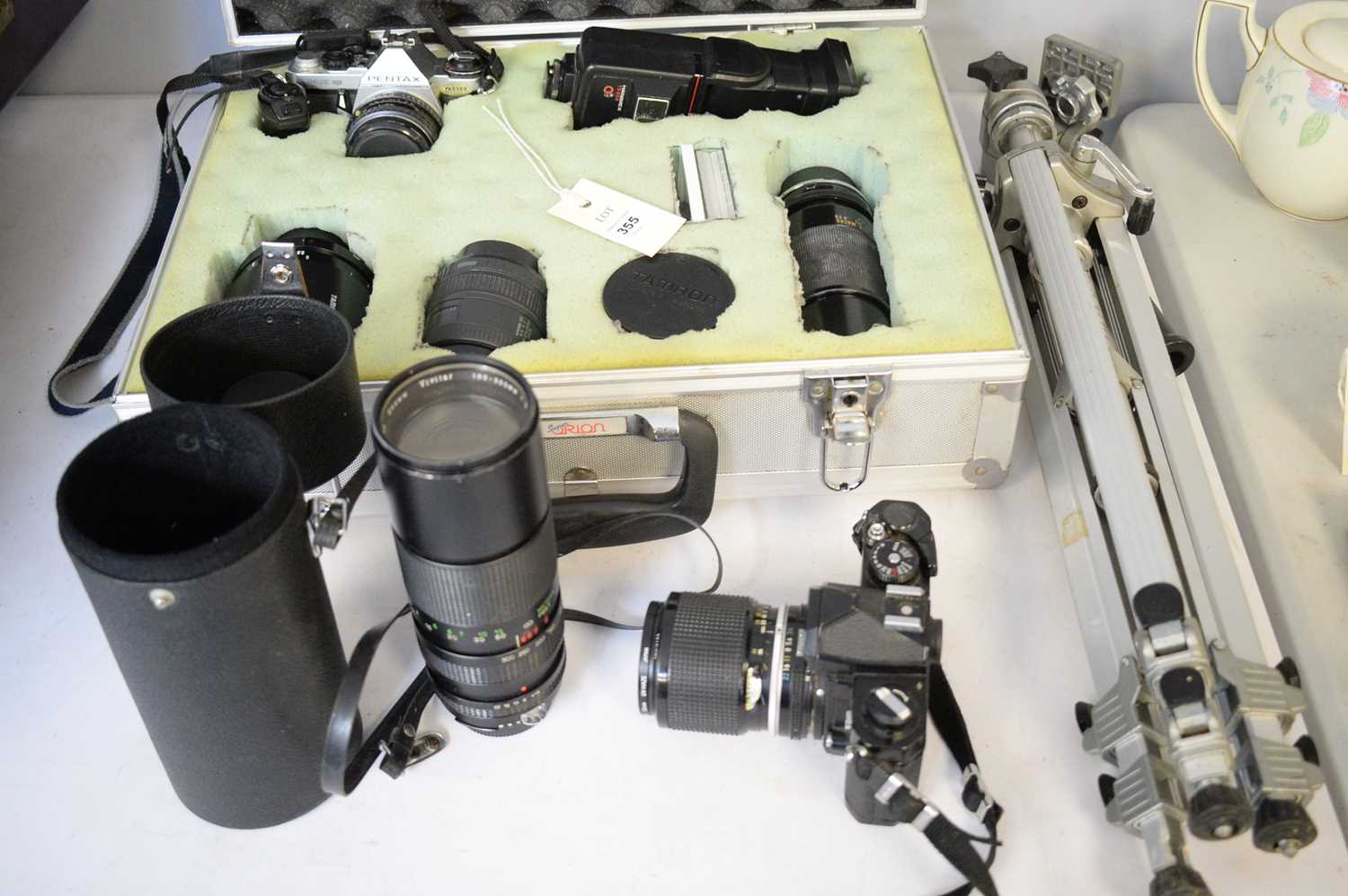 Lot 355 - A Nikon 35mm camera and other cameras