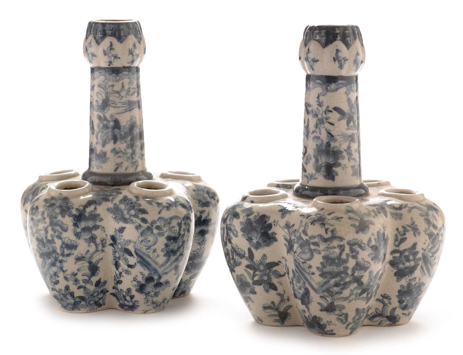 Lot 418 - Pair of Chinese bulb vases