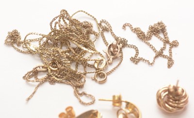 Lot 203 - A collection of gold items.