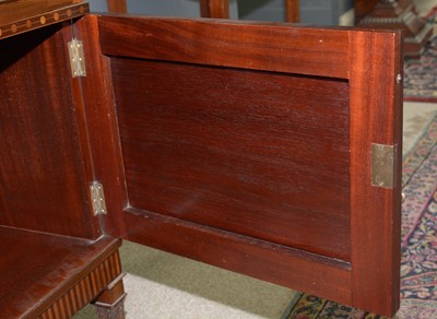 Lot 877 - Edwardian style display cabinet