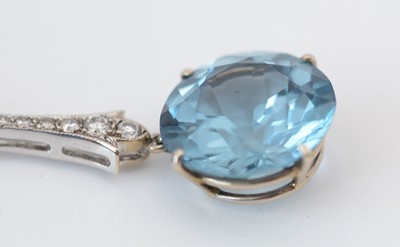 Lot 28 - Zircon and diamond pendant