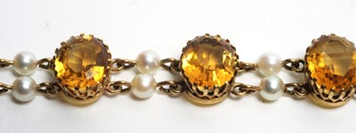 Lot 38 - A citrine and pearl bracelet