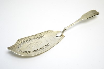 Lot 156 - A George III silver fish slice.