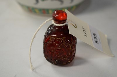 Lot 535 - Two Chinese ginger jars and  a snuff bottle