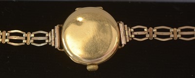 Lot 175 - 18ct gold cased wristwatch