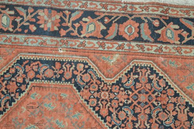 Lot 622 - A Senneh rug.