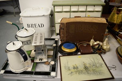 Lot 520 - Selection of kitchenalia and other items.