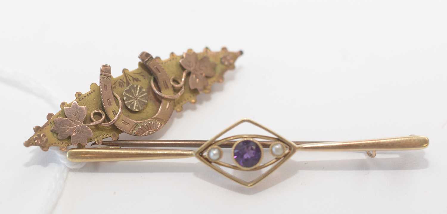 Lot 165 - Two brooches
