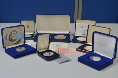 Lot 230 - Silver coins and medallions