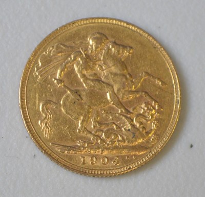 Lot 190 - Edward VII gold sovereign, 1904.