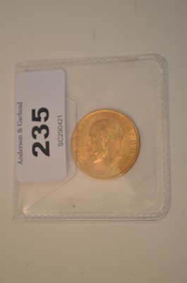Lot 235 - George V gold sovereign
