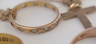 Lot 157 - Gold jewellery