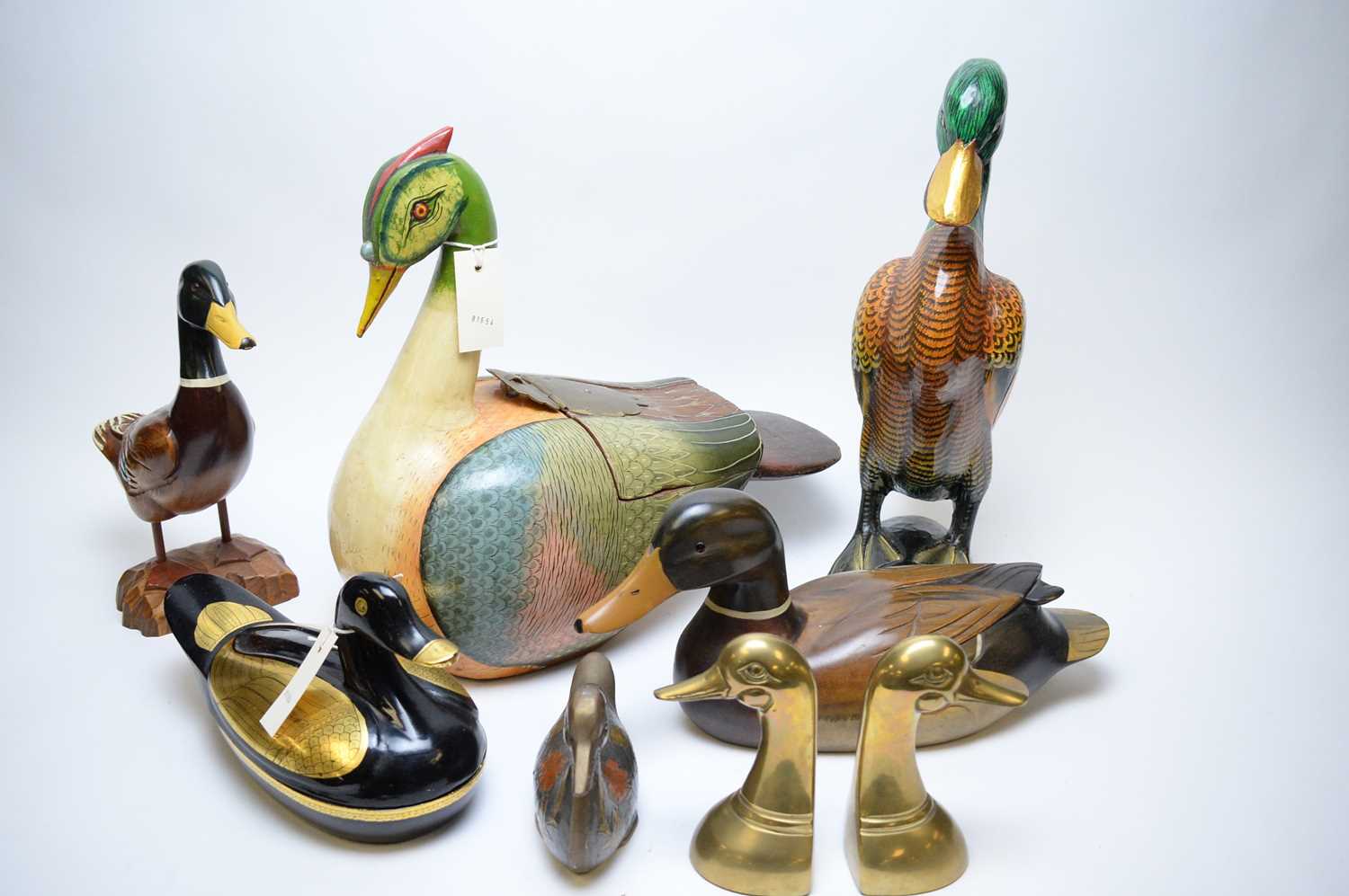 Lot 247 - Qty. of Oriental carved wood bird ornaments; and enamelled items.