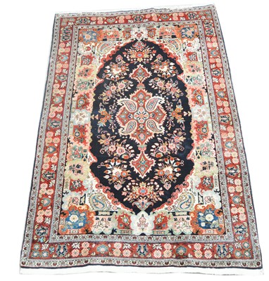 Lot 669 - Fine antique Kashan rug