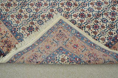 Lot 721 - Dorokhsh carpet