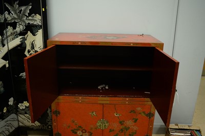 Lot 151 - 20th C side cabinet.