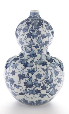 Lot 461 - Chinese blue and white double gourd vase