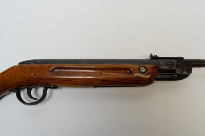 Lot 1075 - 20th Century British air rifle