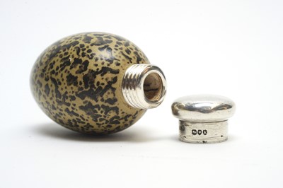 Lot 207 - Victorian egg pattern scent bottle
