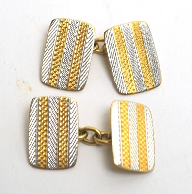 Lot 99 - A pair of gentleman's cufflinks