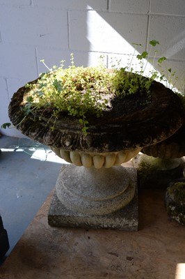 Lot 159 - 20th C composite stone garden urn.