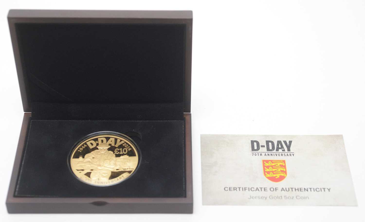 Lot 10 - A D-Day 70th Anniversary gold 5oz coin