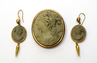 Lot 38 - 19th Century lava-cameo brooch and earrings