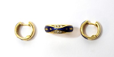 Lot 40 - Faberge matching ring and earrings