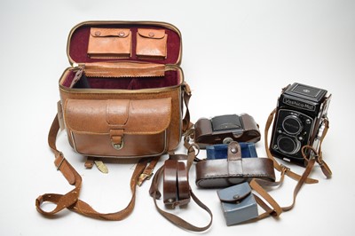 Lot 405 - A selection of Lens and Camera's