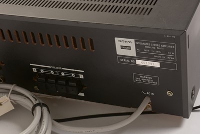 Lot 720 - Sony TA-11 Amplifier, Sony PS-1700 turntable