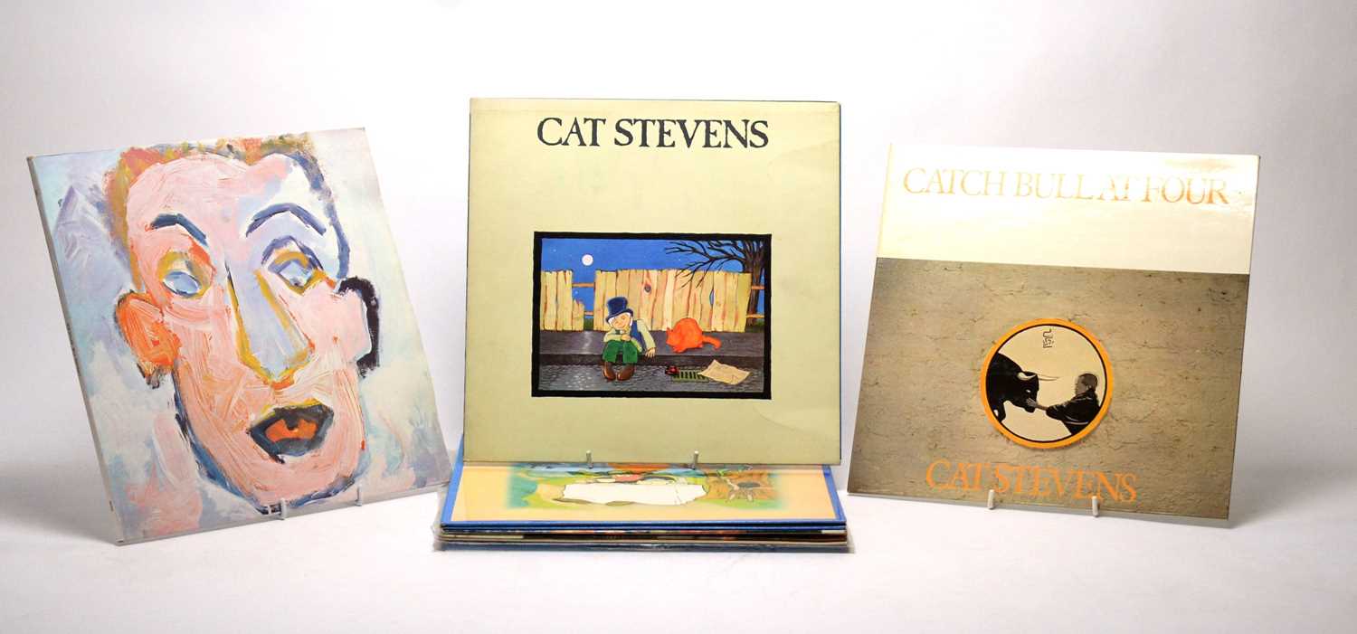 Lot 952 - Bob Dylan and Cat Stevens LPs