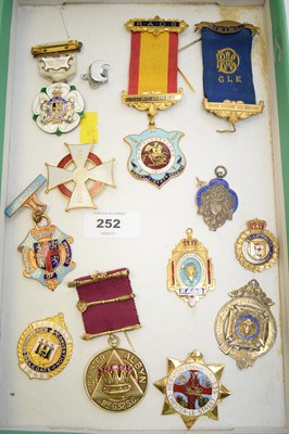 Lot 338 - Selection of Masonic interest medallions.