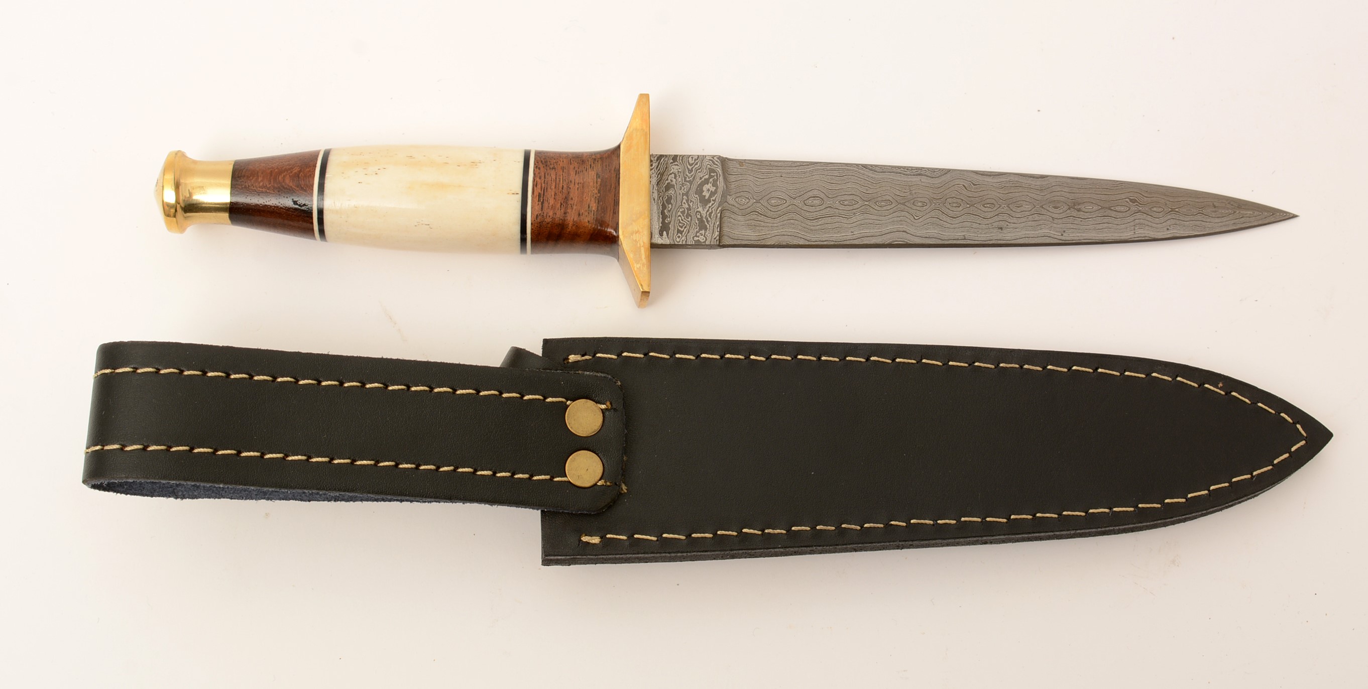 Lot 1084 - 20th Century Damascus commando-style knife