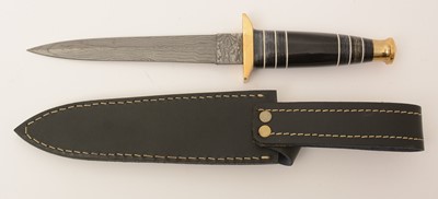 Lot 1086 - 20th Century Damascus commando-style knife