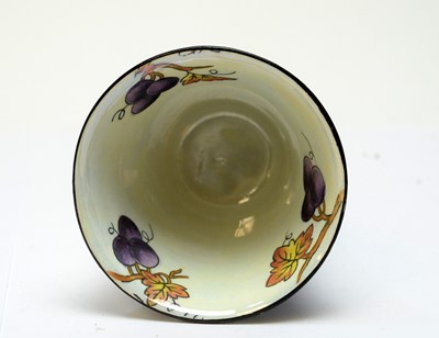 Lot 517 - Rare set of Maling Fox Head Stirrup Cups