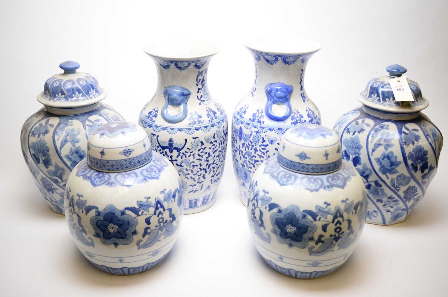 Lot 353 - Three pairs of Chinese style blue and white vases.