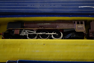 Lot 628 - Two Hornby Dublo locomotives and four carriages.