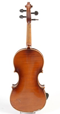Lot 763 - German Amati style violin