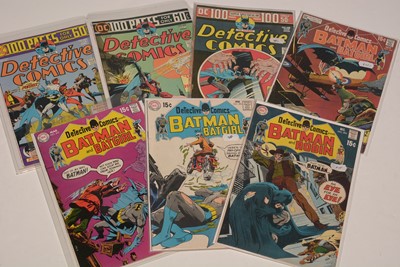 Lot 1325 - Detective Comics.