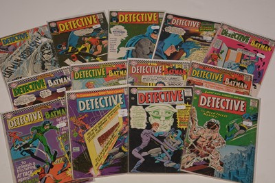 Lot 1326 - Detective Comics.