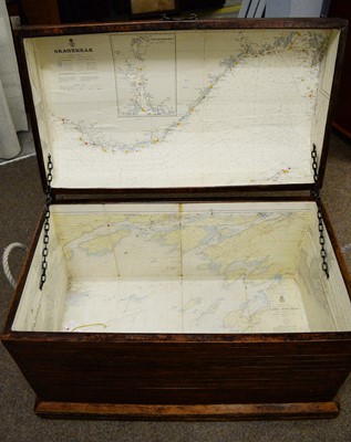 Lot 93 - A 20th Century reproduction sea chest