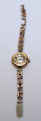 Lot 239 - A 9ct gold cased wristwatch