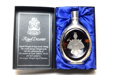 Lot 46 - Dimple Royal Decanter De Luxe Scottish Whisky.
