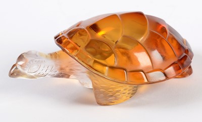 Lot 727 - Lalique Turtle paperweight