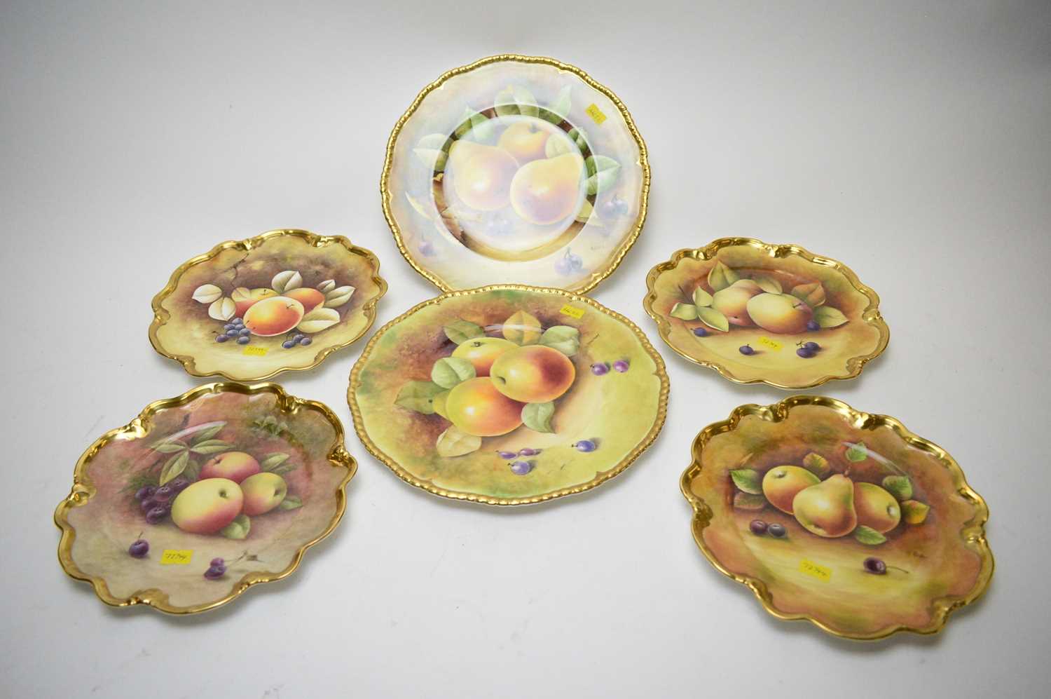 Lot 390 - Collection of handpainted Coalport fruit plates.