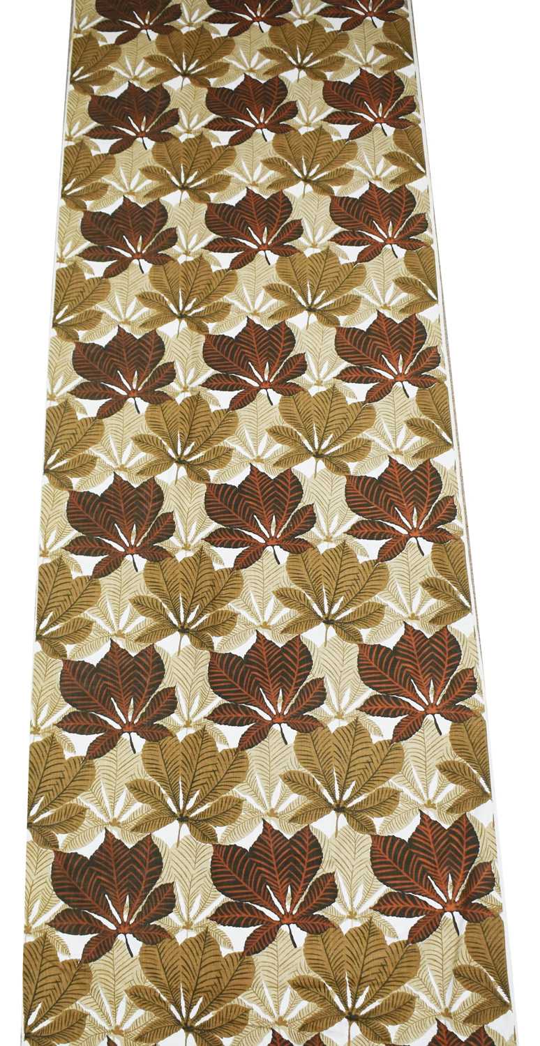 Lot 1028 - Vintage Fabric: a roll of vintage leaf printed fabric