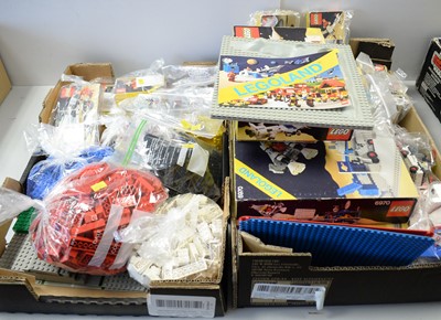 Lot 937 - Boxed 1970/80's Legoland and other space stations and space packs.