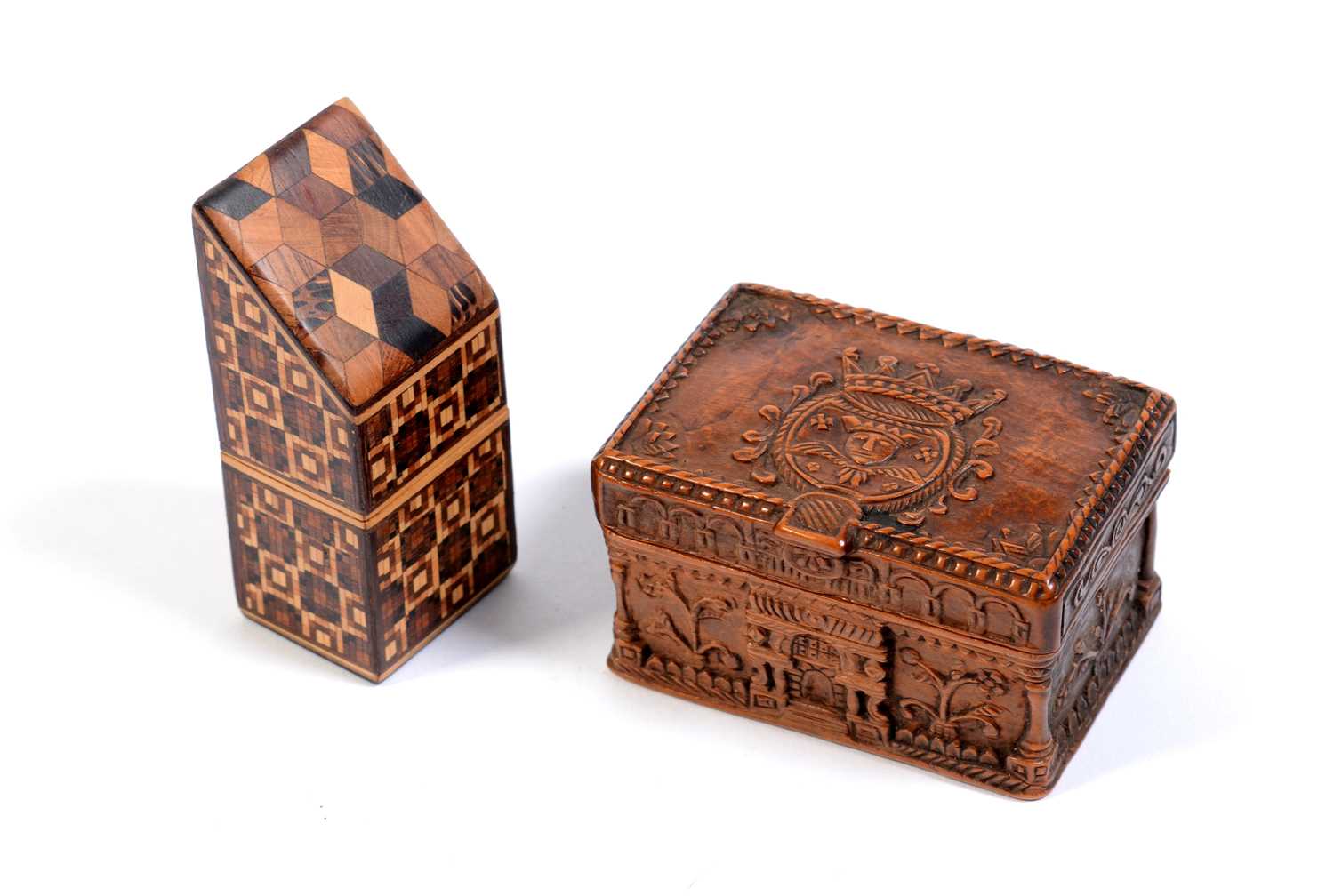 Lot 220 - Carved coquilla nut snuff box.